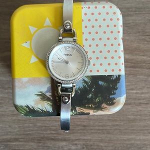 Fossil Women's Stainless Steel Silver Quartz Watch With box. Needs new battery